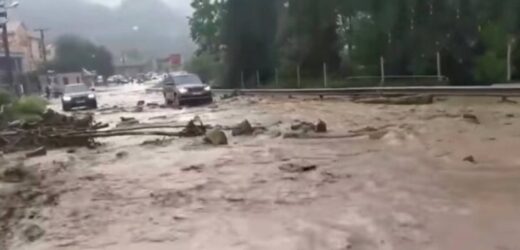 Річки вийдуть з берегів і накриють грози з градом: в ДержНС оголосили штормове попередження по Україні…